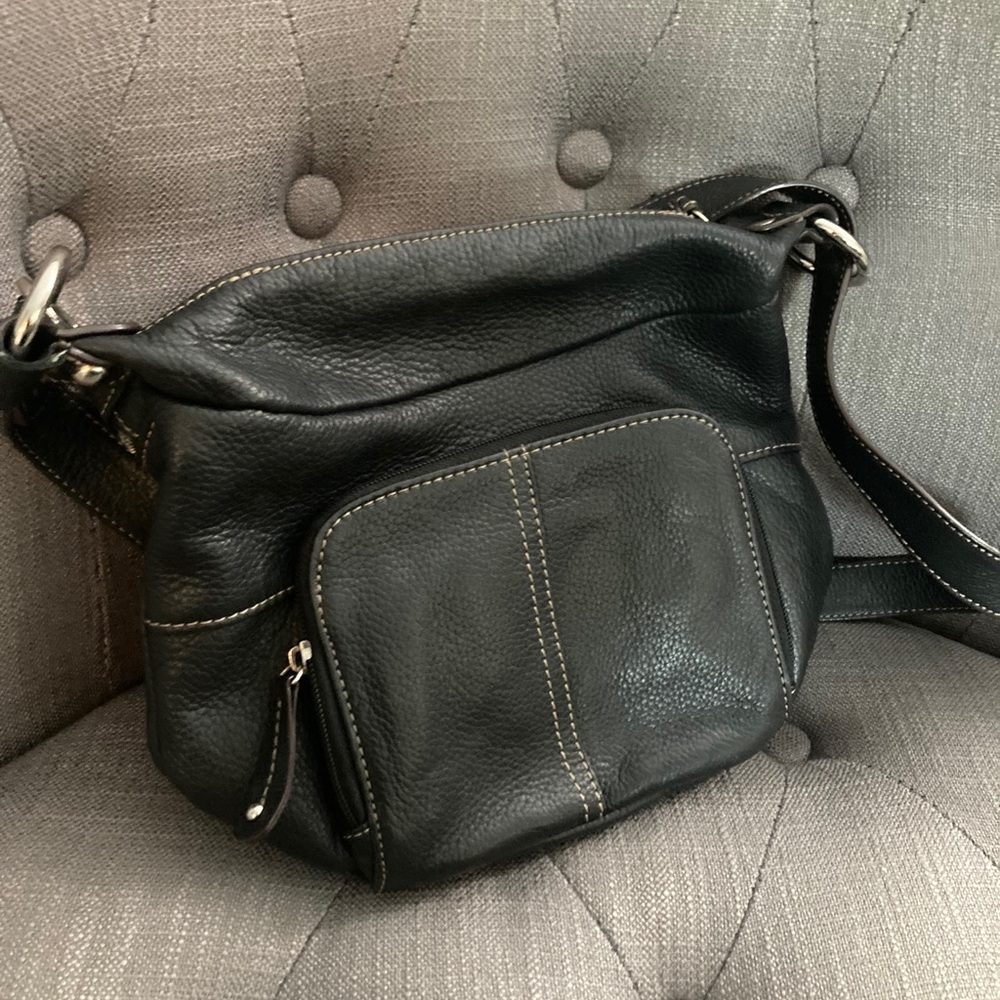 SOLD Tiganello Leather Bucket Bag - Picture 2 of 3